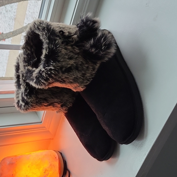 Cozy faux fur ski barbie booties - Picture 3 of 10